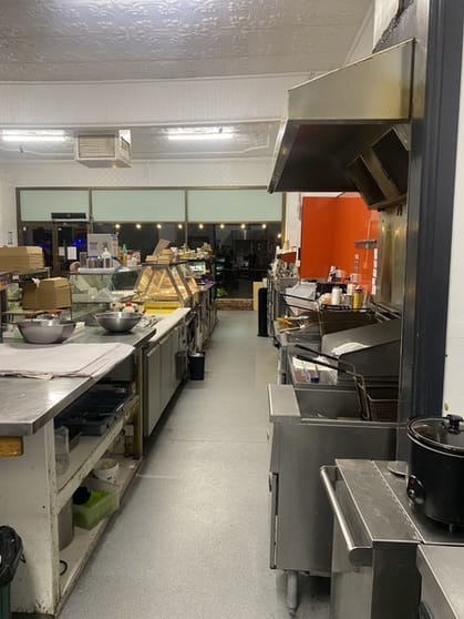 Country Takeaway Café & Pizza Shop - Owner/Operator Opportunity Country Takeaway Café & Pizza Shop - Owner/Operator Opportunity