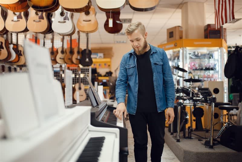 Iconic Music Store Near Ormond for Sale Iconic Music Store Near Ormond for Sale