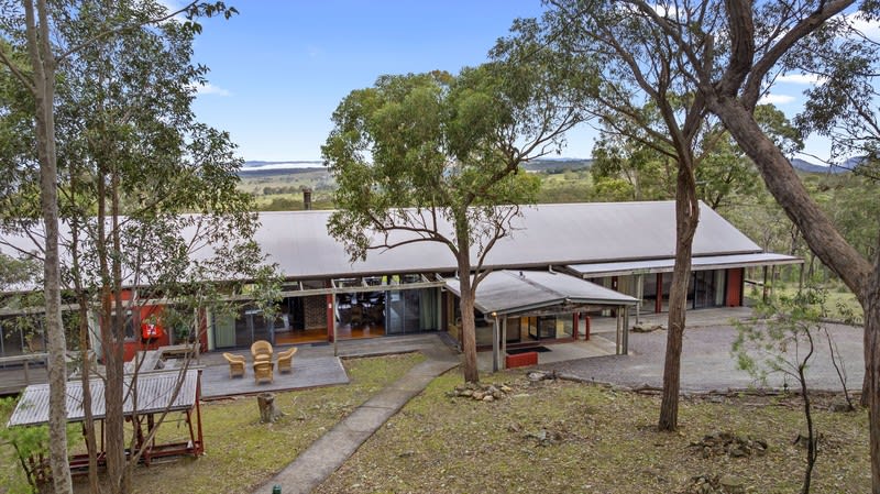 BANJOS - Luxury, Seclusion and Proven Income in the Hunter Valley