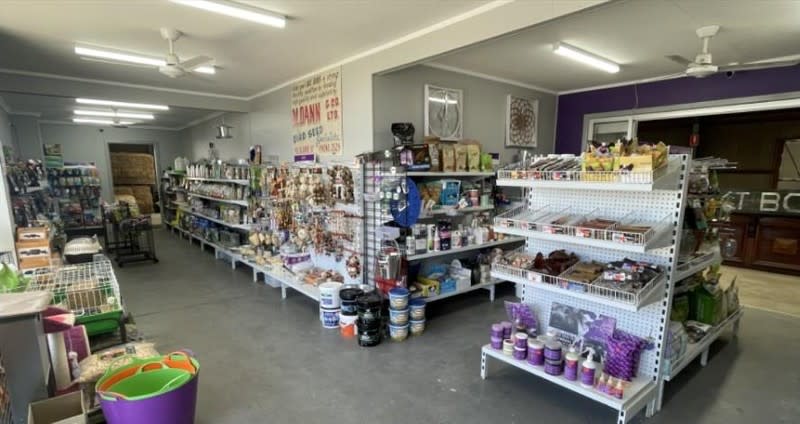 Established Pet Food Gardening Grain & Fodder Retail Business