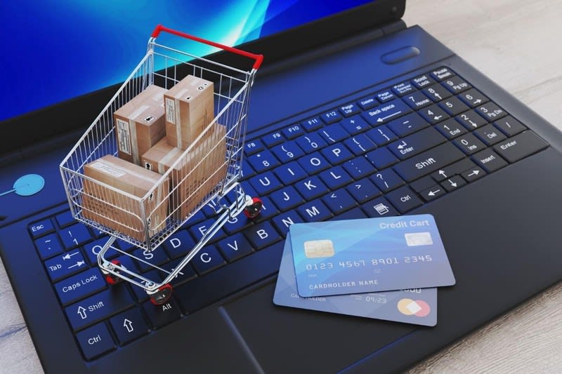 Established Online Sales | Major National Retail Distribution | Strong Margins Established Online Sales | Major National Retail Distribution | Strong Margins