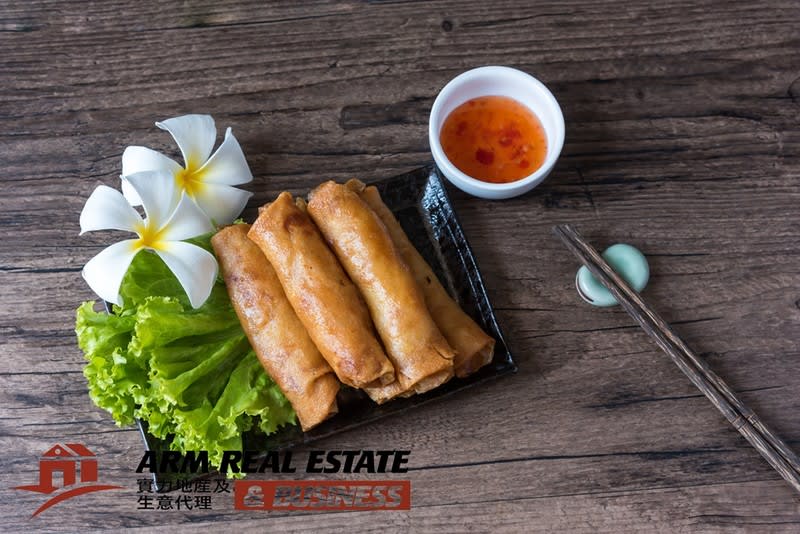 Near Berwick Asian Restaurant - Shop Size 220m2, Seats 90 Near Berwick Asian Restaurant - Shop Size 220m2, Seats 90