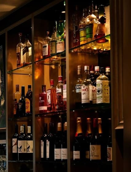 SUPER URGENT SALE Beautifully presented Bar/Restaurant SUPER URGENT SALE Beautifully presented Bar/Restaurant