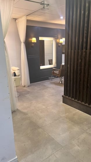 Fully Fitted Hair Salon Walk In & Start Trading Fully Fitted Hair Salon Walk In & Start Trading