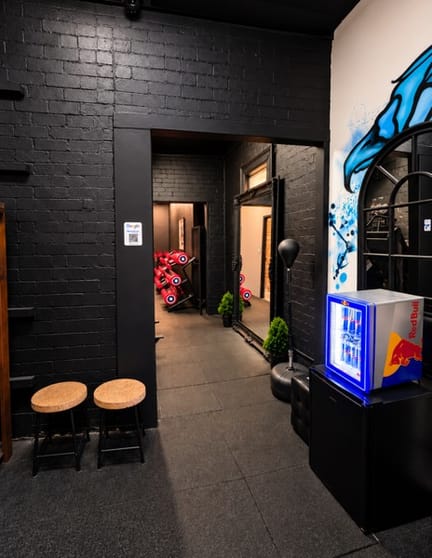 Fully Equipped Turnkey Redfern PT Studio + Seperate 3 Bed Apartment Fully Equipped Turnkey Redfern PT Studio + Seperate 3 Bed Apartment