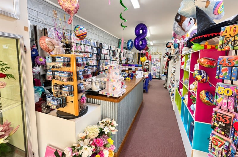 Established Business in a Prime Location Established Business in a Prime Location