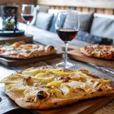 4 day Licensed Pizza Bar Pt Elliot $98,000 +SAV 4 day Licensed Pizza Bar Pt Elliot $98,000 +SAV