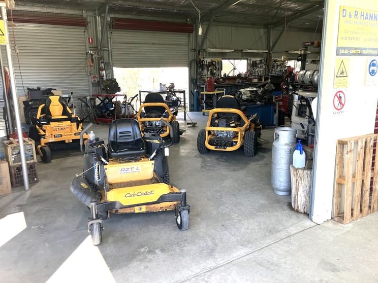 Small Engine Appliances Sales & Service
in Boorowa NSW
Small Engine Appliances Sales & Service
in Boorowa NSW