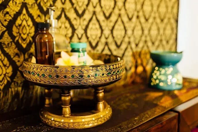 Established Thai Massage Business, Turnkey Opportunity, Teneriffe | ID: 1463 Established Thai Massage Business, Turnkey Opportunity, Teneriffe | ID: 1463