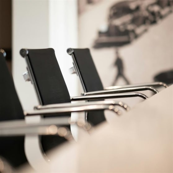 Coming Soon: Ergonomic Omnichannel Business | 3 Stores