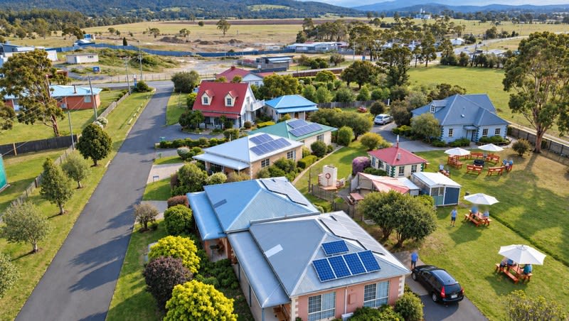 Rare East Coast Tasmania Profitable Accommodation Villas Cottages Separate DA Lots Sea Change Opp