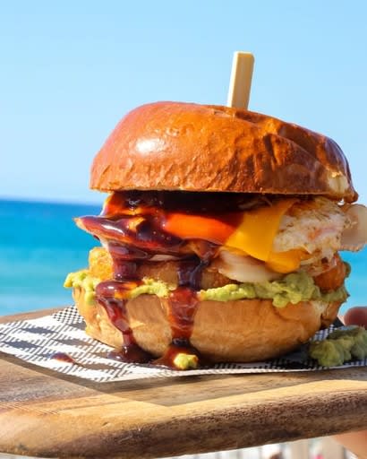 Bar and Restaurant for sale Surfers Paradise. *** Location, Location, Location!!     