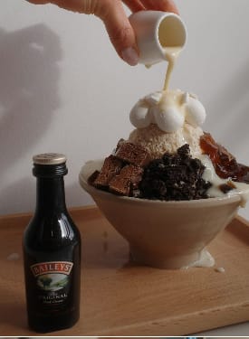 CBD Established Dessert Bar for sale