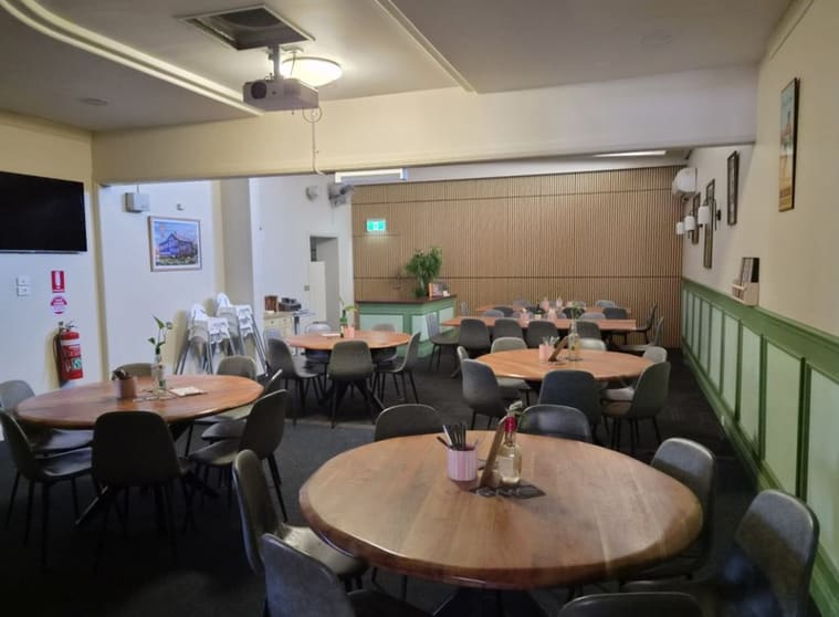 Leasehold Hotel for Sale - Metropolitan Hotel
Ground Level, 189 High Street, Maitland Leasehold Hotel for Sale - Metropolitan Hotel
Ground Level, 189 High Street, Maitland