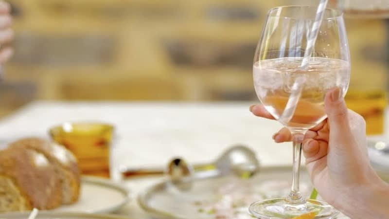 Barossa Valley Restaurant T.O.$2.5m+ P.A. Undermanagement Only Trading 7 lunches Barossa Valley Restaurant T.O.$2.5m+ P.A. Undermanagement Only Trading 7 lunches