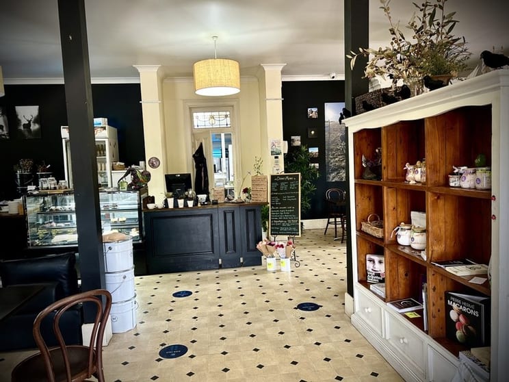 Popular Adelaide Hills Café Littlehampton, SA Popular Adelaide Hills Café Littlehampton, SA